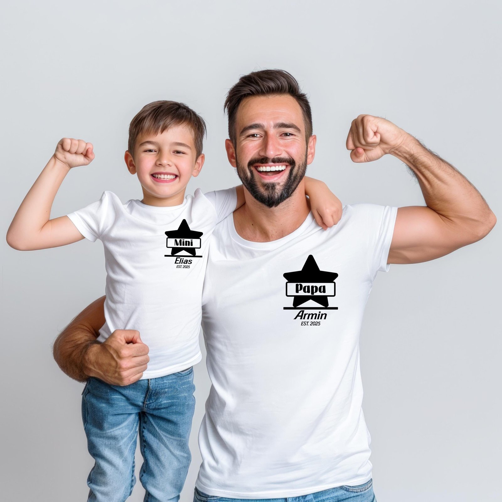 Personalisiertes Familien T-Shirt Set – Sterne mit Namen & Geburtsjahr. Papa, Mama, Mini und Baby Matching Set. Familien-Outfit