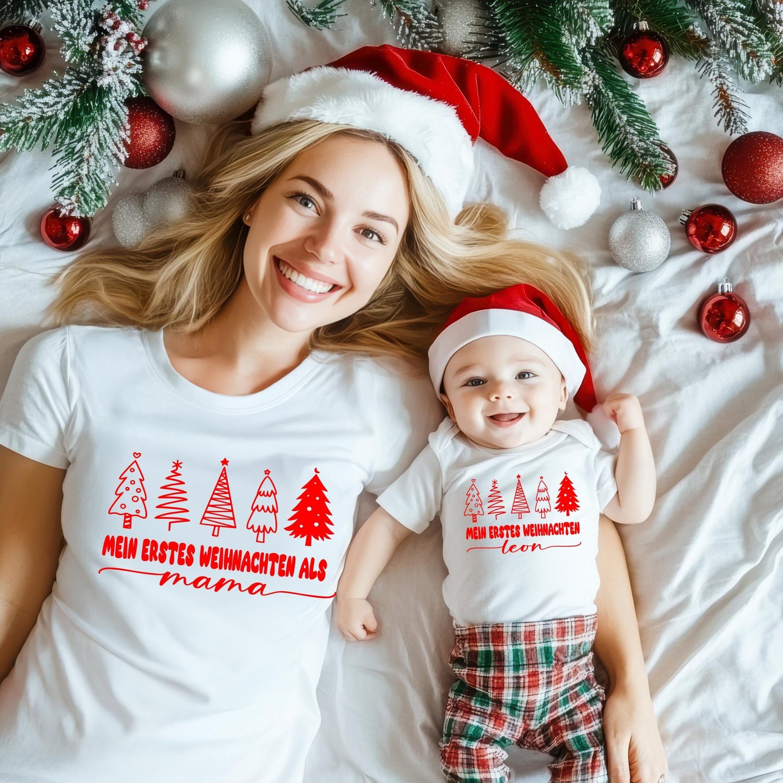 Unser erstes Weihnachten als Mama Papa Baby I Weihnachtsoutfit mit Tannenbäumen I T-Shirts für Eltern & Baby I Weihnachtsoutfit